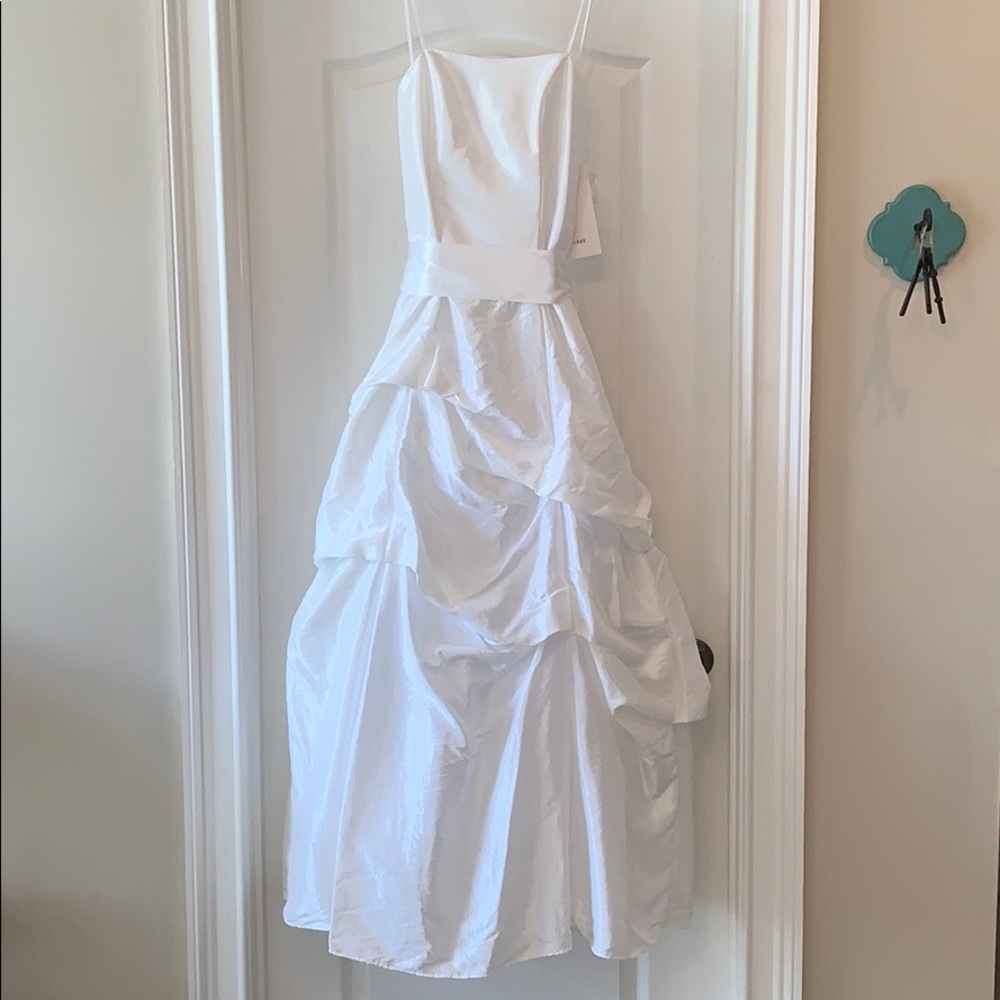 NWT White Strapless Gown